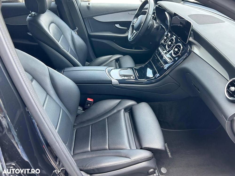 Mercedes-Benz GLC Coupe 300 d 4MATIC - 11