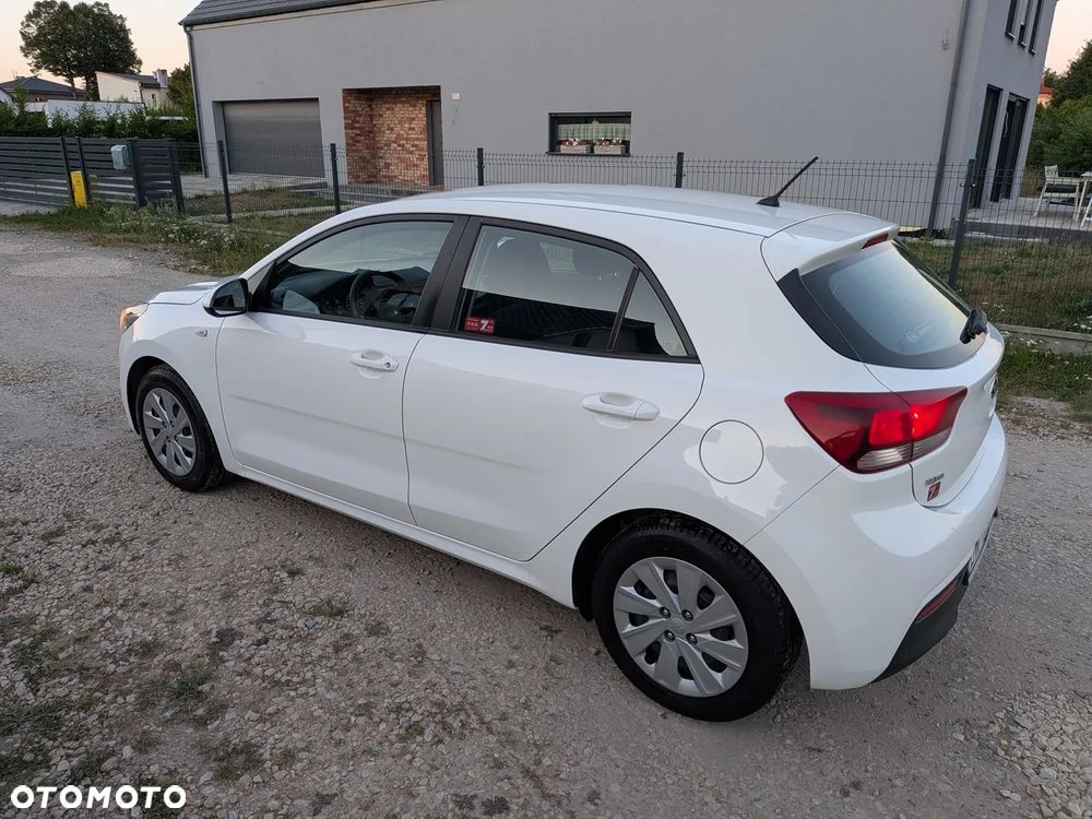 Kia Rio 1.2 M - 5
