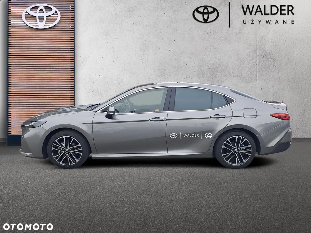 Toyota Camry 2.5 Hybrid Executive CVT - 6
