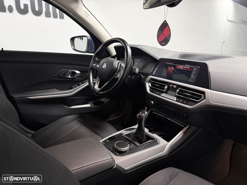 BMW 318 d Advantage - 15