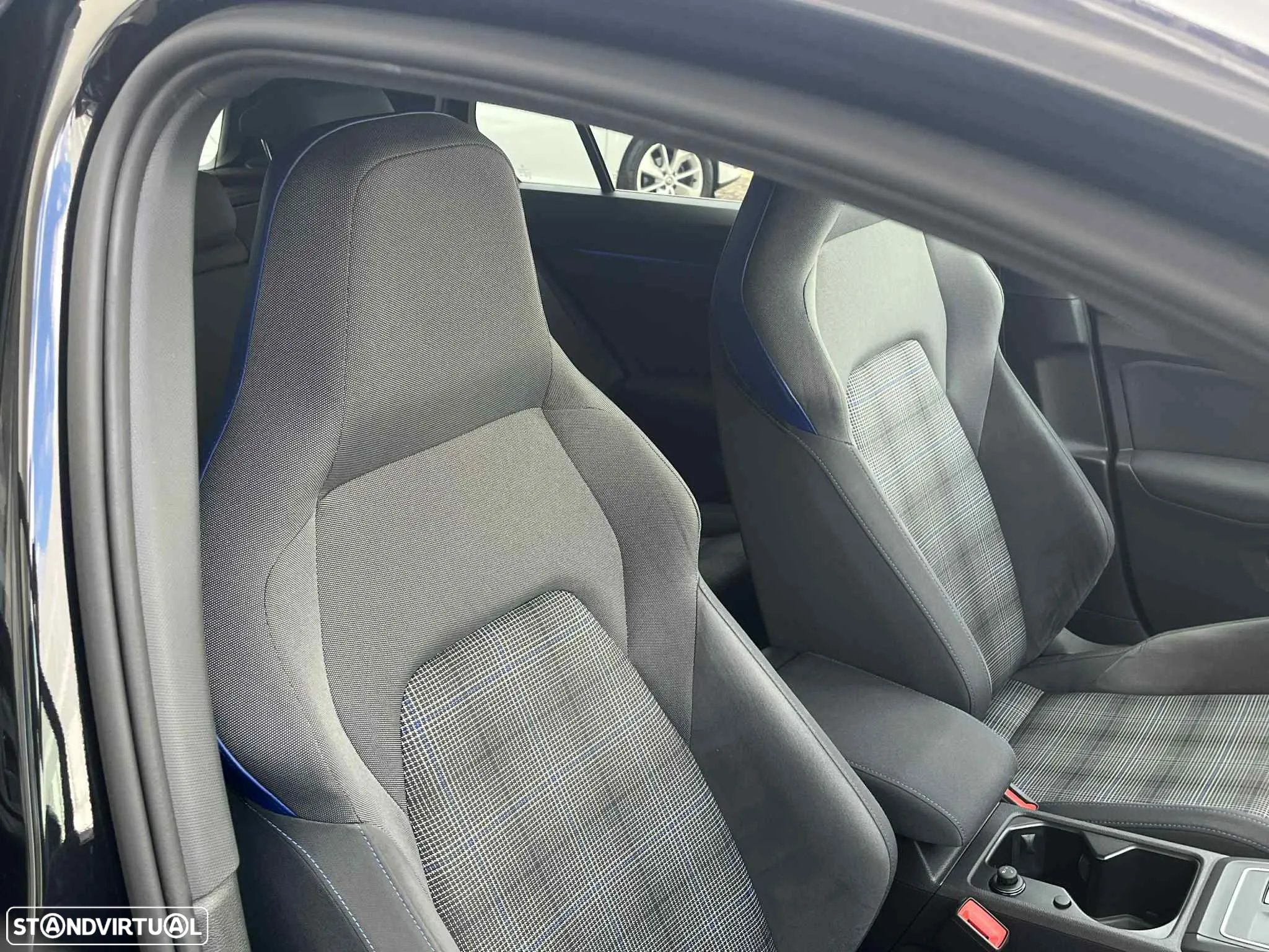 VW Golf 1.4 TSI GTE DSG - 44