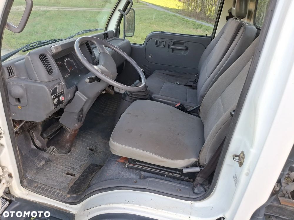 Nissan Cabstar - 22