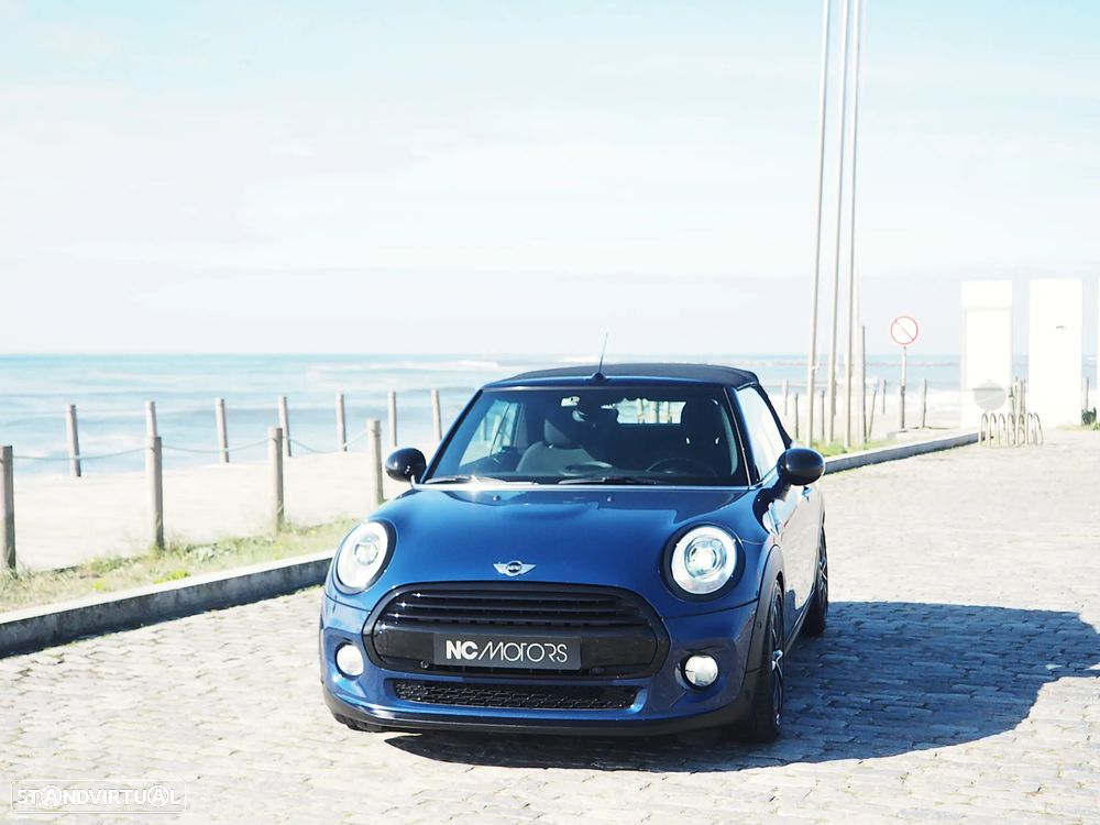 MINI Cabrio - 16