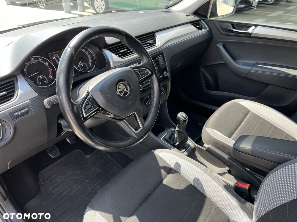 Skoda RAPID 1.0 TSI Ambition - 10