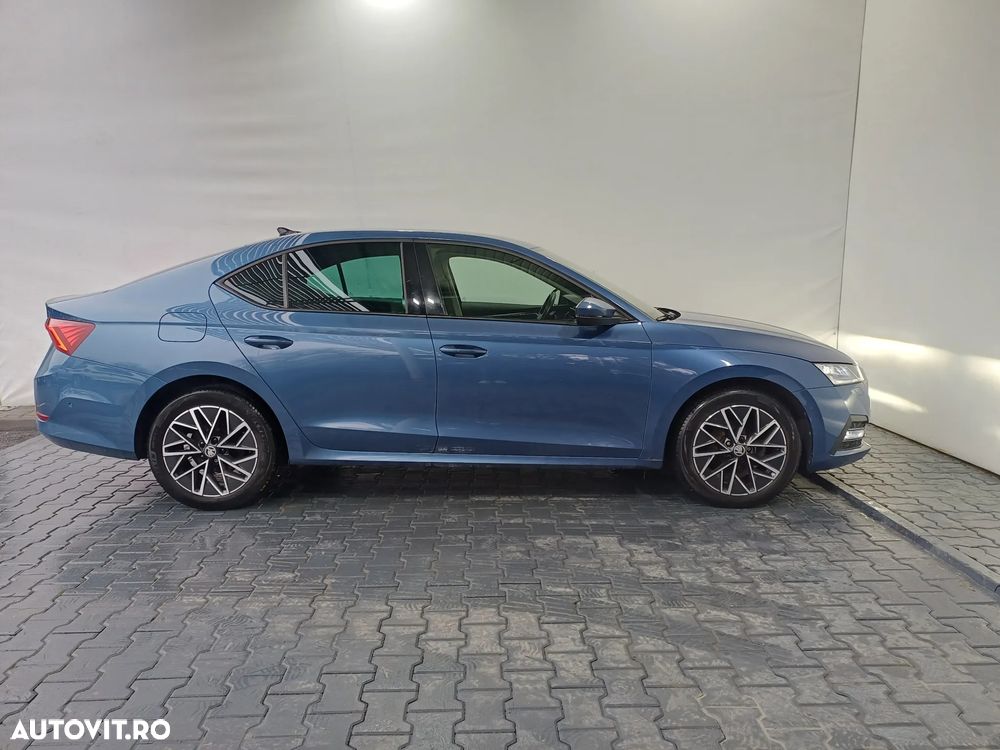 Skoda Octavia 2.0 TDI DSG Style - 38