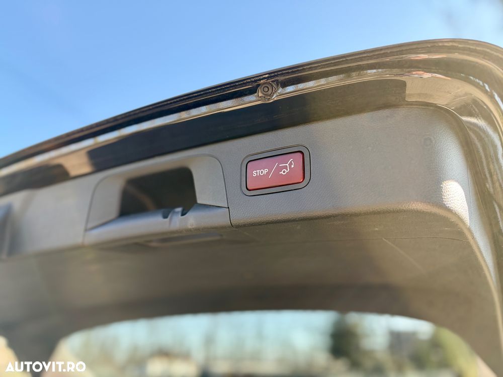 Mercedes-Benz GLC 250 d 4MATIC 9G-TRONIC AMG Line - 22