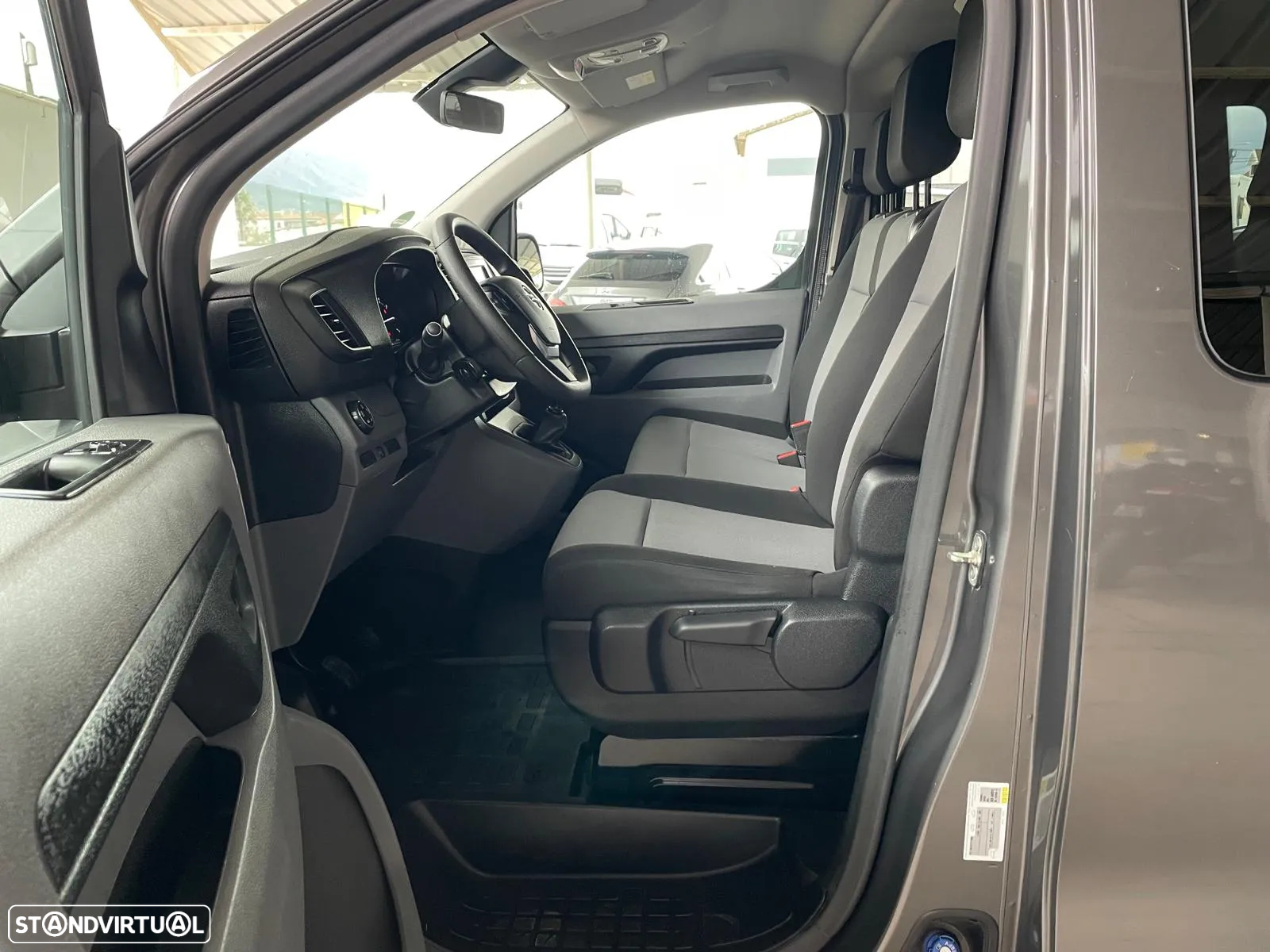 Opel Vivaro 1.5 CDTi L1H1 Essentia - 5