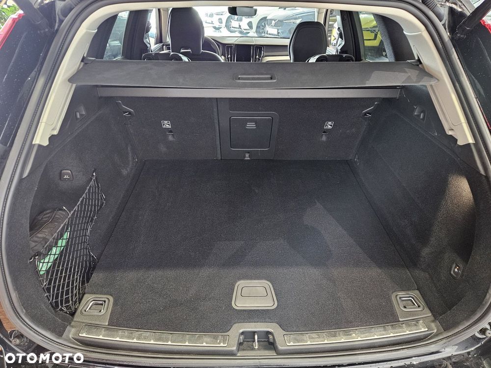 Volvo XC 60 - 30