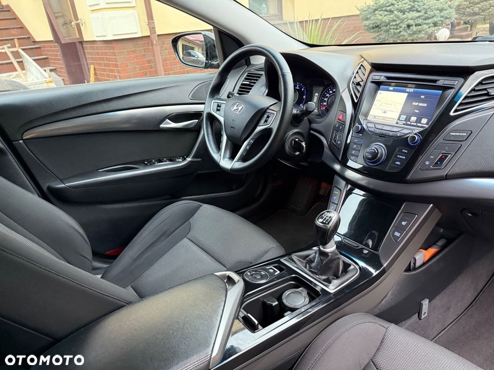 Hyundai i40 1.7 CRDi Comfort + - 28