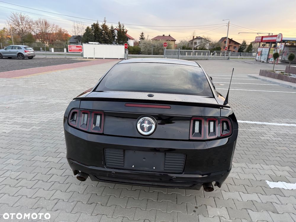 Ford Mustang 3.7 V6 Premium - 11