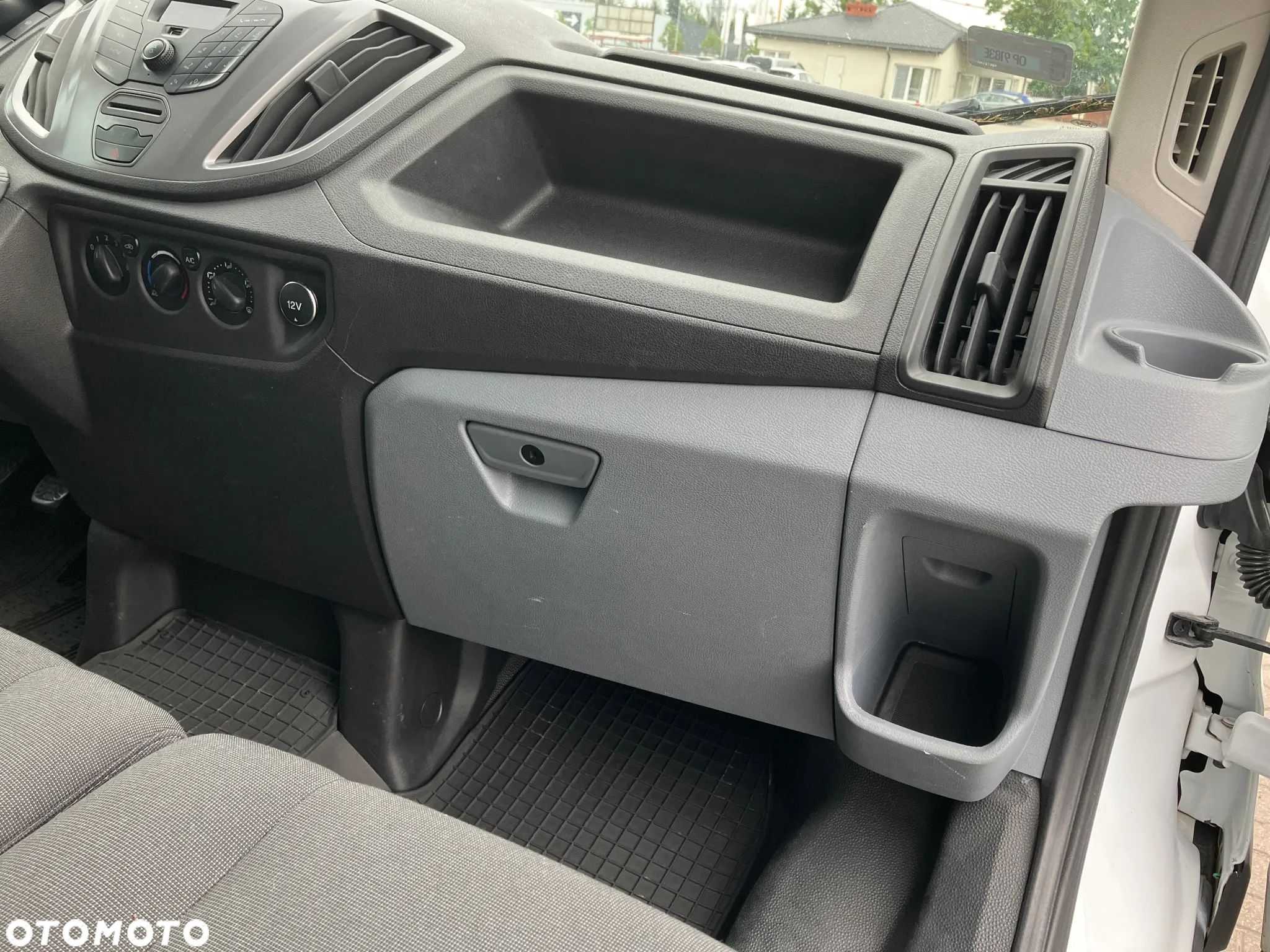 Ford Transit - 14