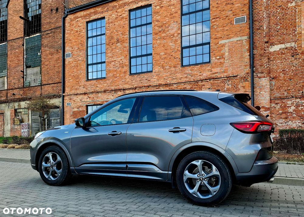 Ford Kuga - 10