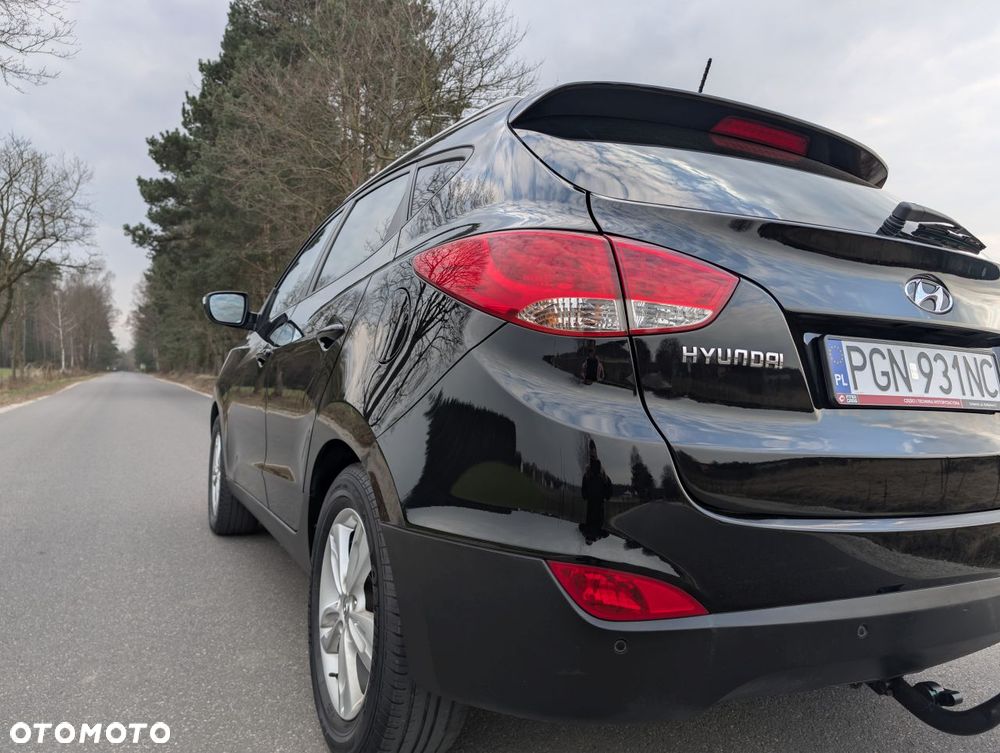 Hyundai ix35 1.7 CRDi 2WD blue Finale Silver - 13