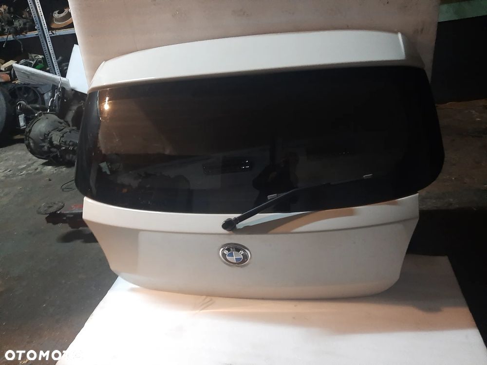 Klapa bagażnika BMW E81 E87 A300 - 1