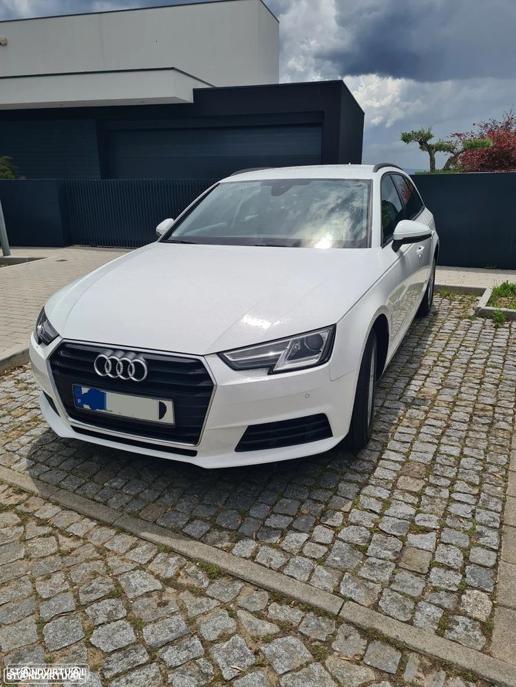 Audi A4 Avant 2.0 TDI - 1