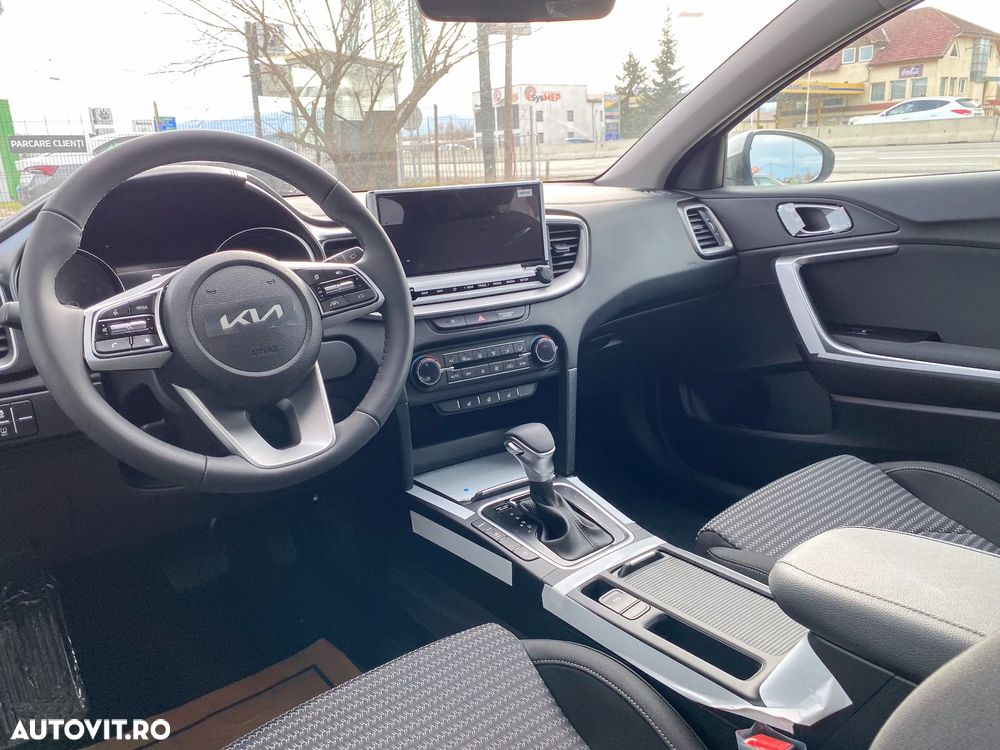 Kia XCeed 1.5 T-GDI 7DCT City - 6