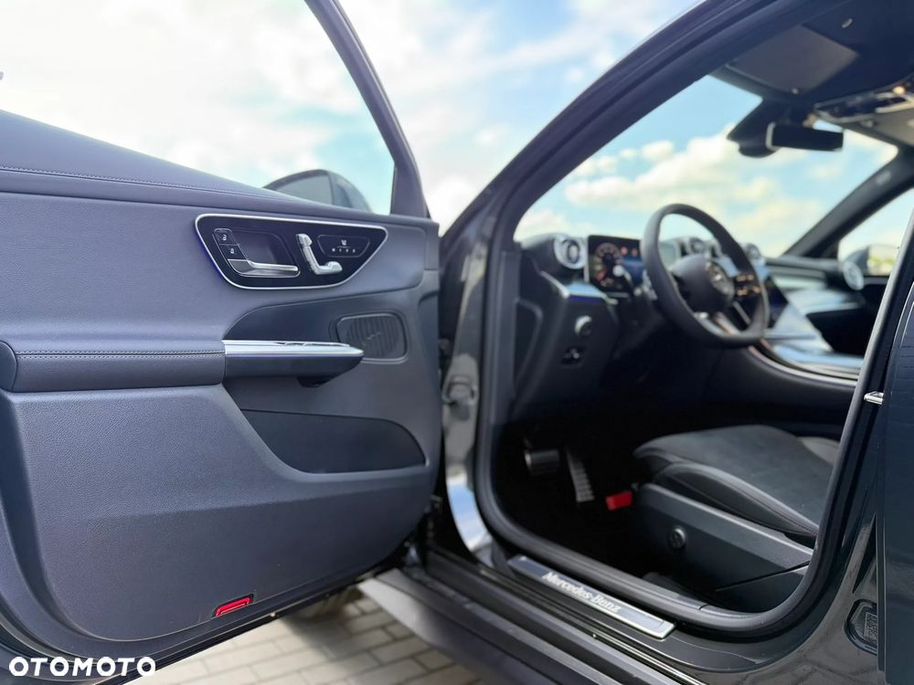 Mercedes-Benz GLC - 16