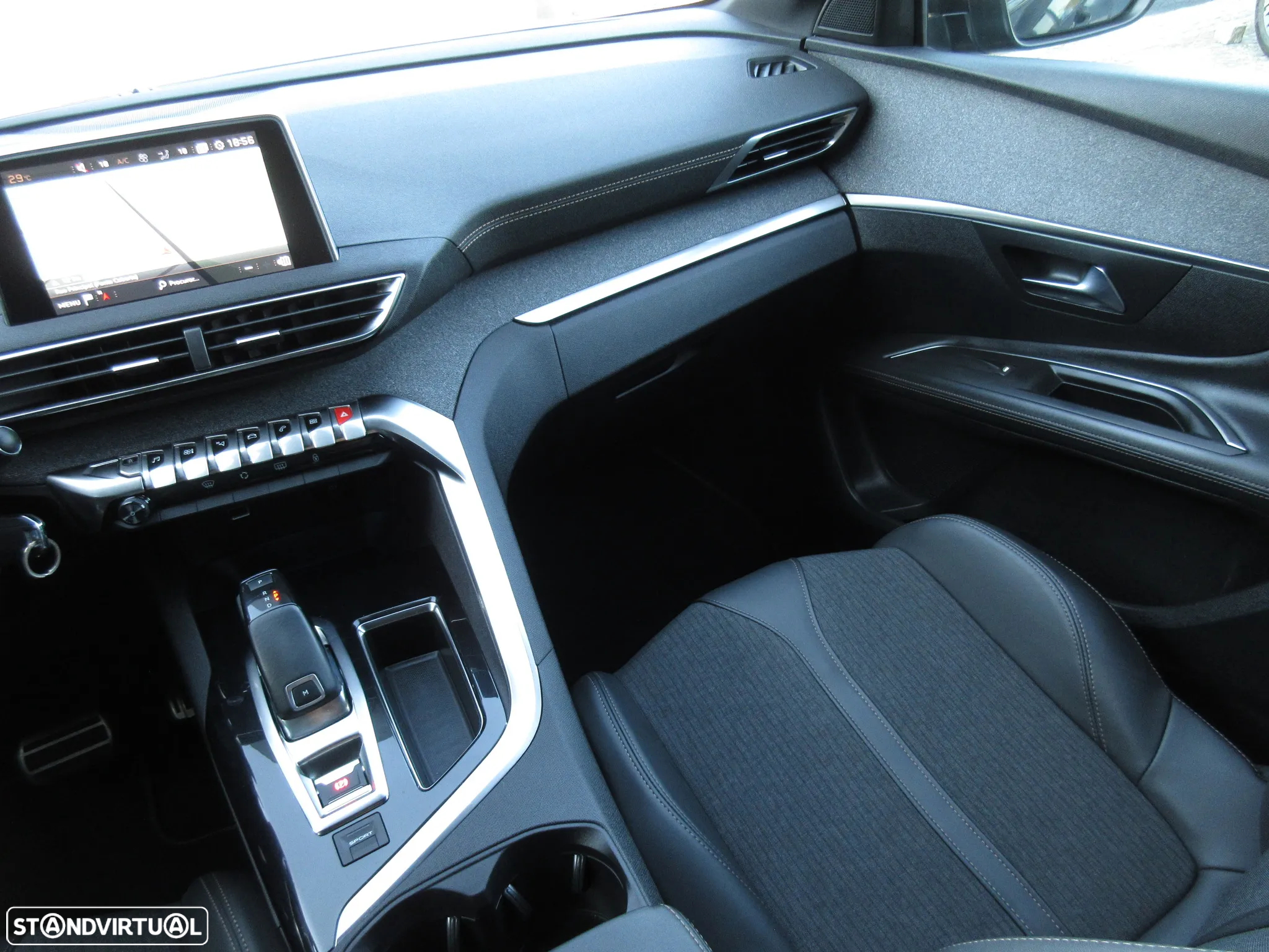 Peugeot 3008 1.5 BlueHDi GT Line EAT8 - 46