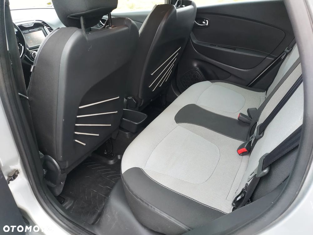 Renault Captur 0.9 Energy TCe Life EU6 - 23