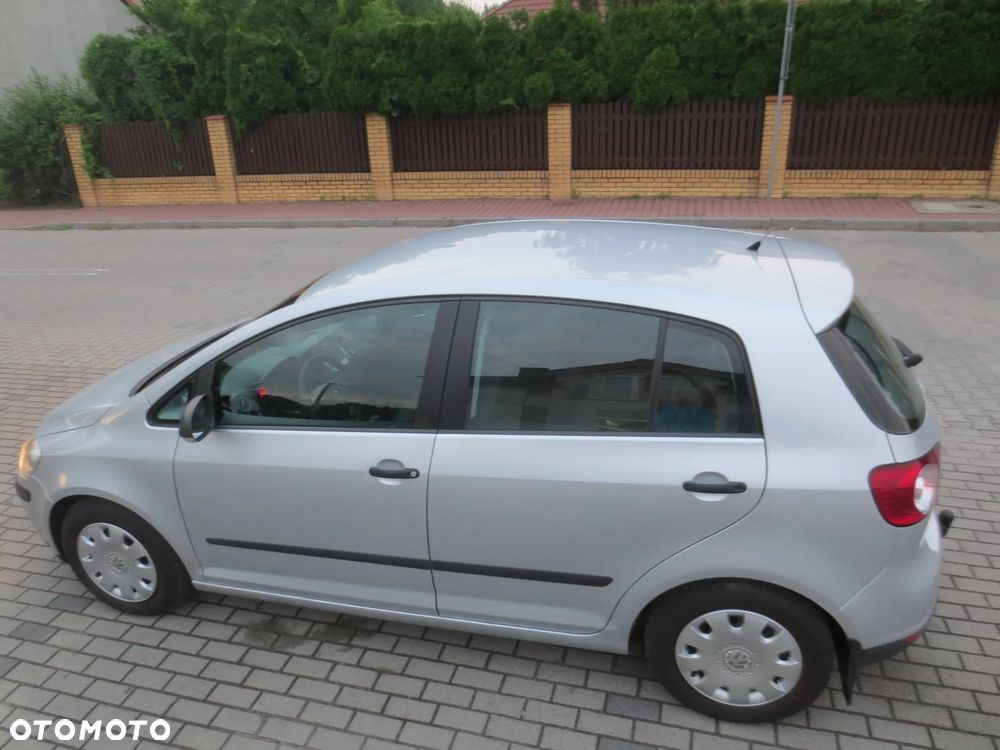Volkswagen Golf Plus 1.9 TDI DPF Trendline DSG - 20