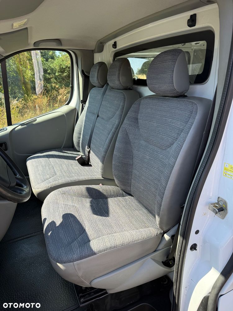 Renault Trafic - 10