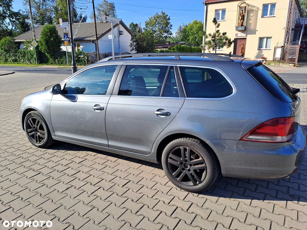 Volkswagen Golf VI 1.6 TDI Comfortline - 14