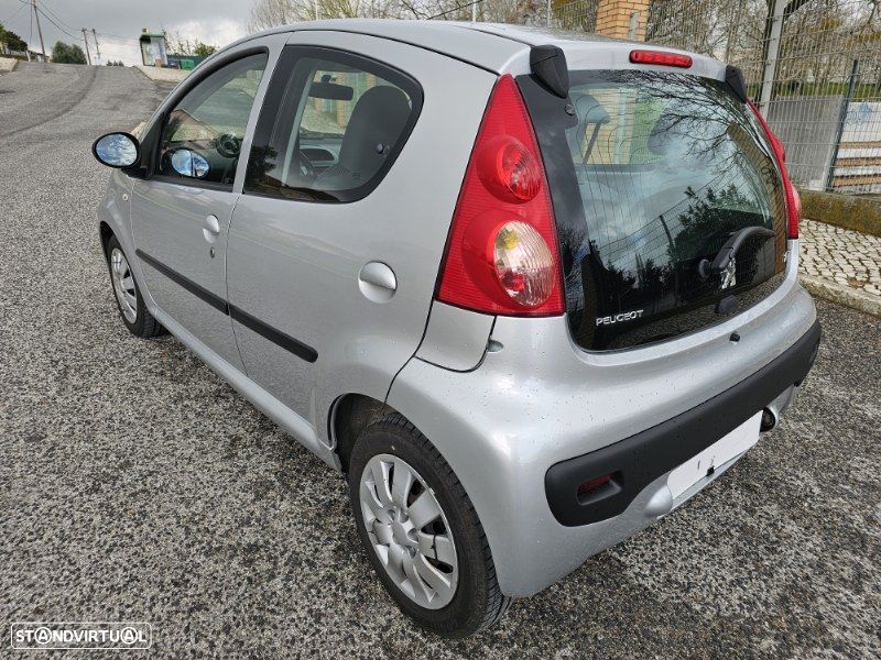 Peugeot 107 1.0 Urban - 20