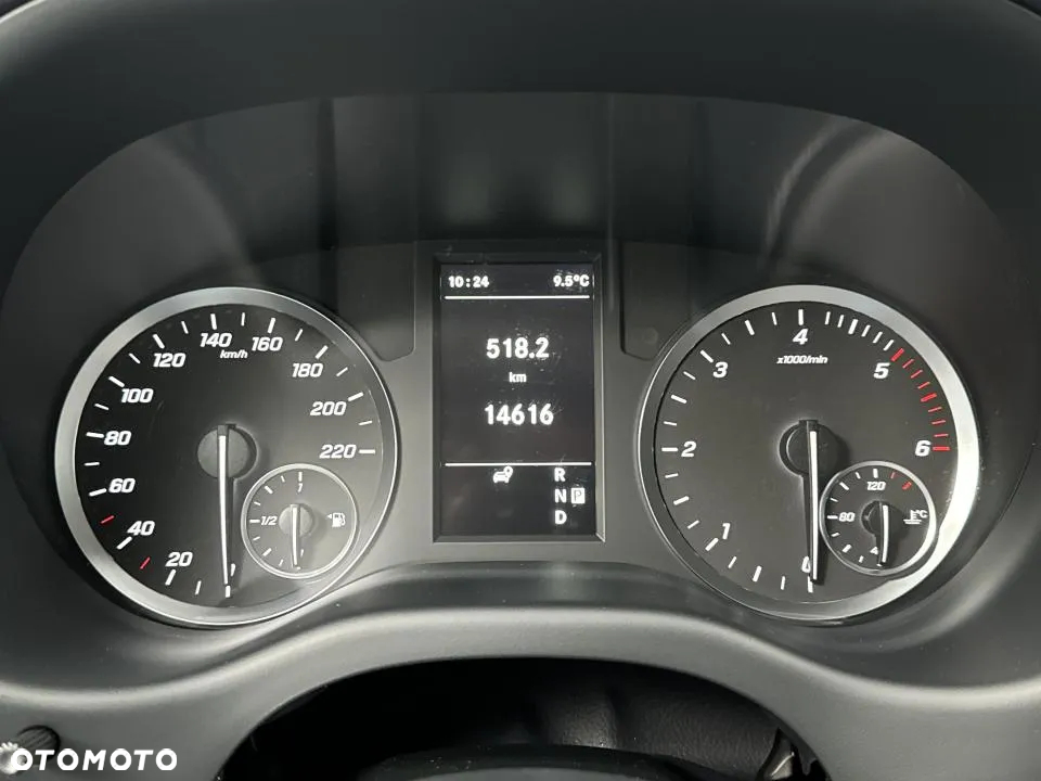 Mercedes-Benz Vito - 15