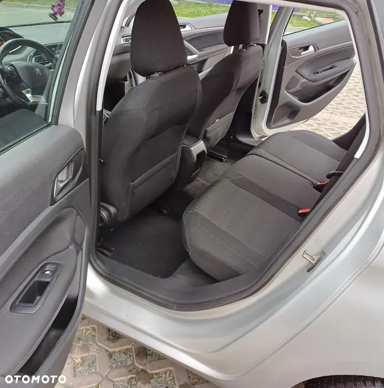 Peugeot 308 - 10