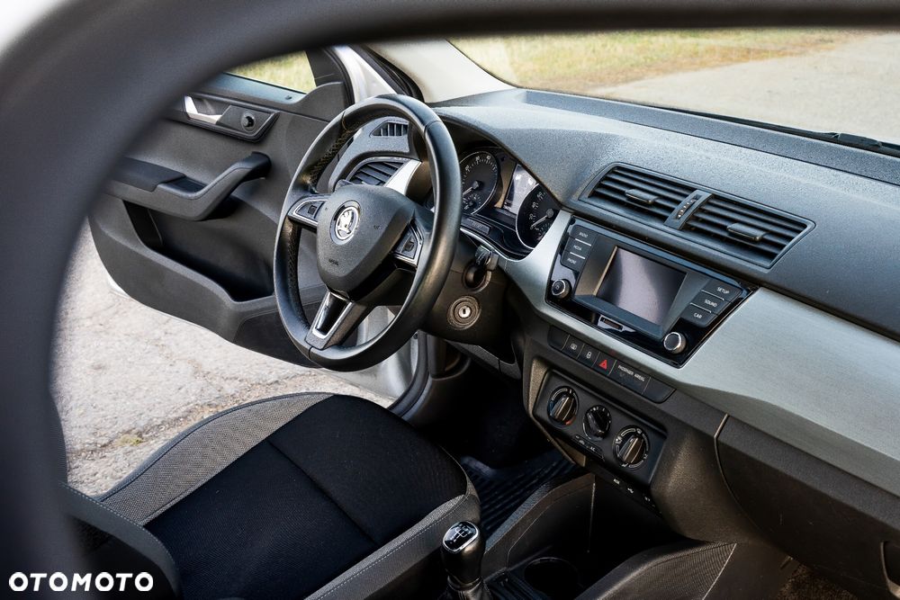 Skoda Fabia - 8