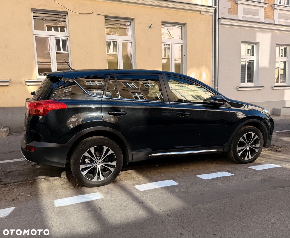 Toyota RAV4 - 3