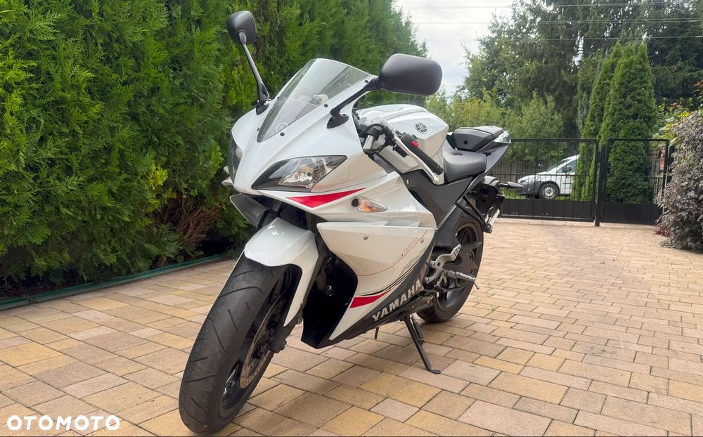 Yamaha YZF - 2