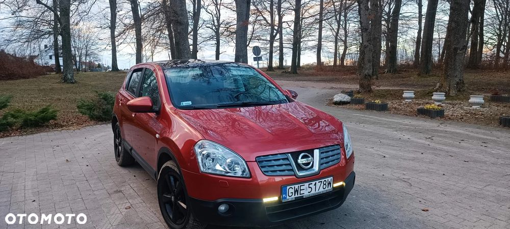 Nissan Qashqai 2.0 dCi 4x4 Tekna - 2