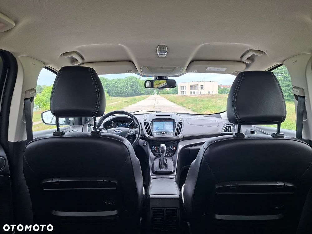 Ford Kuga 2.0 TDCi 4x4 Vignale - 23