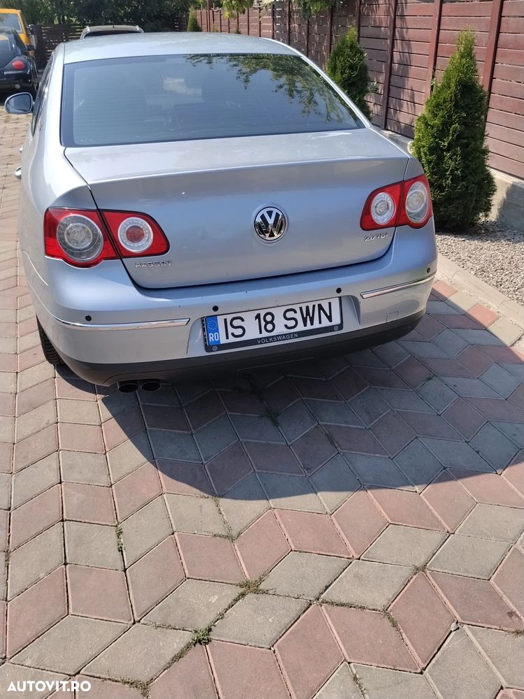 Volkswagen Passat 2.0 TDI DPF Highline - 2