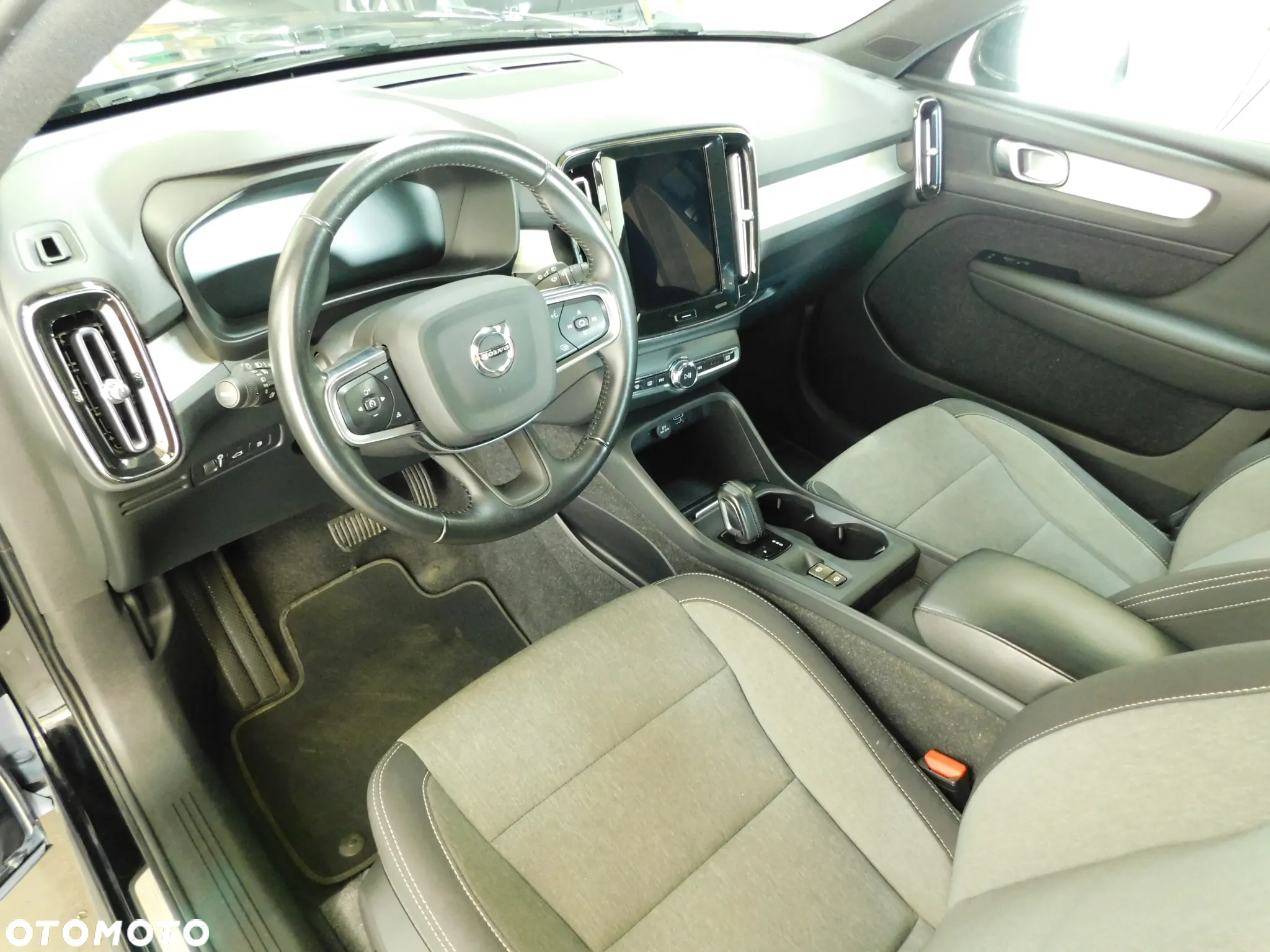 Volvo XC 40 T4 Plug-In Hybrid Inscription - 13