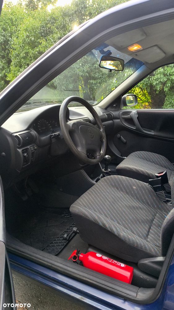 Opel Astra 1.4 Base - 5