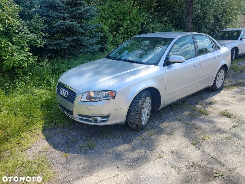 Audi A4 Limousine - 16