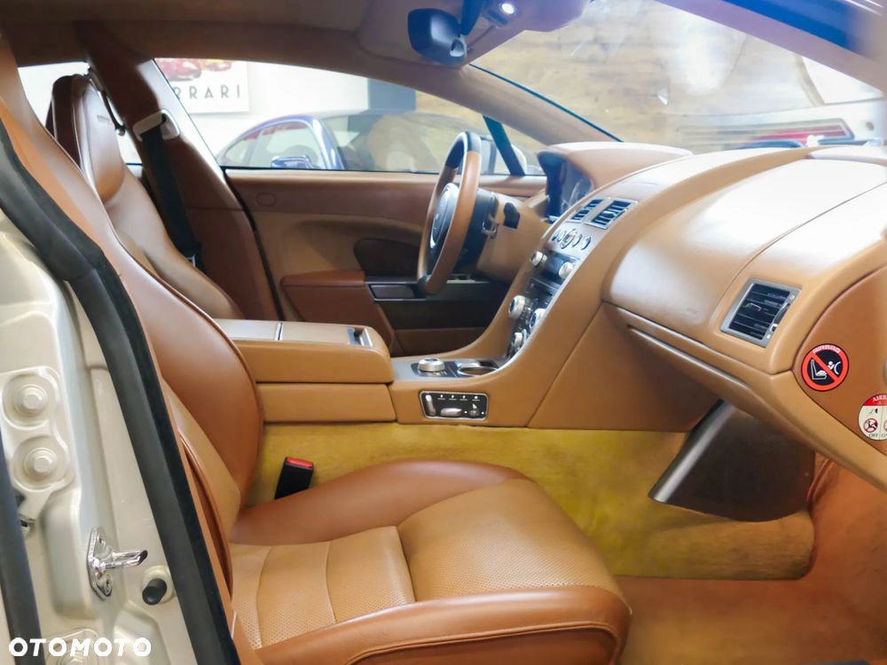 Aston Martin Rapide Luxe Touchtronic II - 12