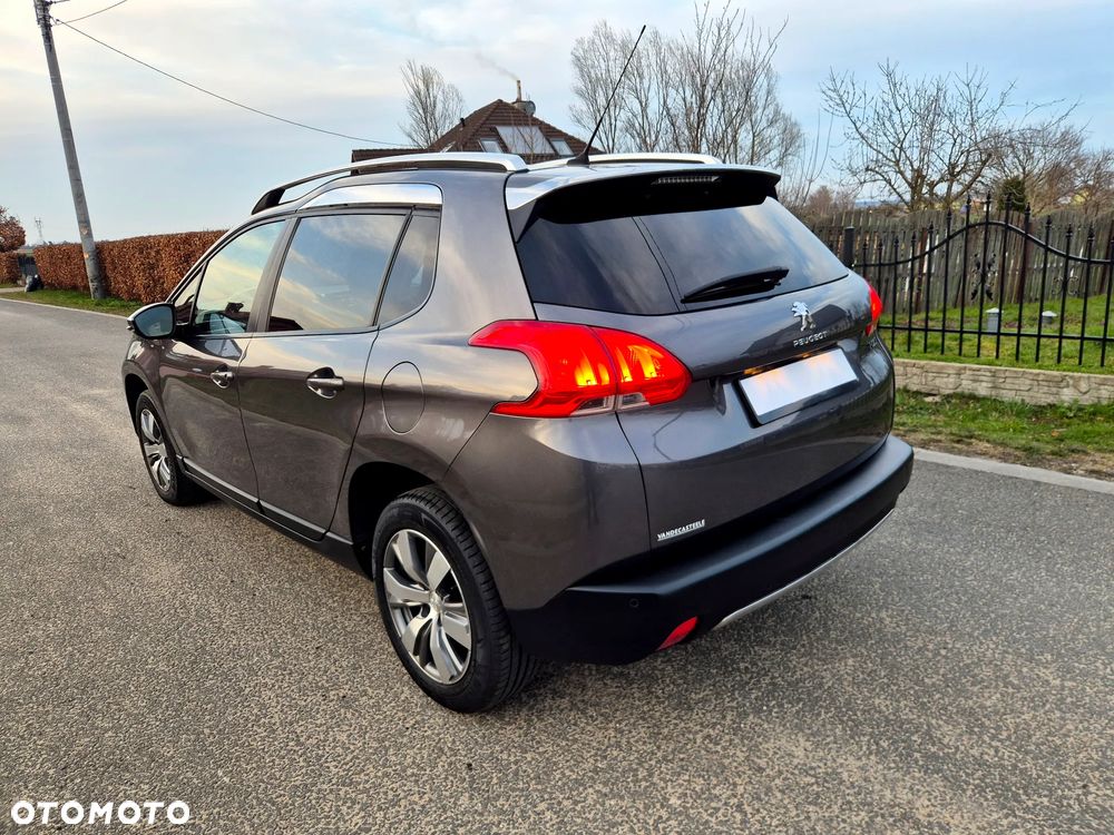 Peugeot 2008 PureTech 82 Style - 18