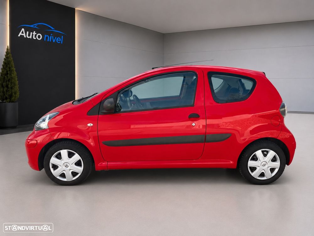 Toyota Aygo 1.0 Red Edition - 4
