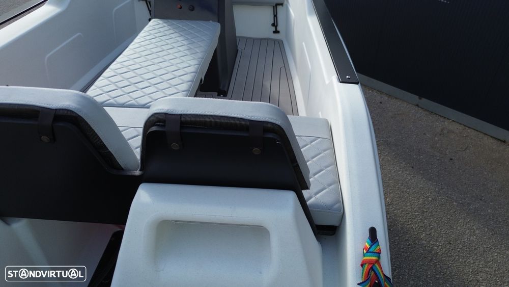 SeaStorm Boat SeaStorm 12 HDPE - 9