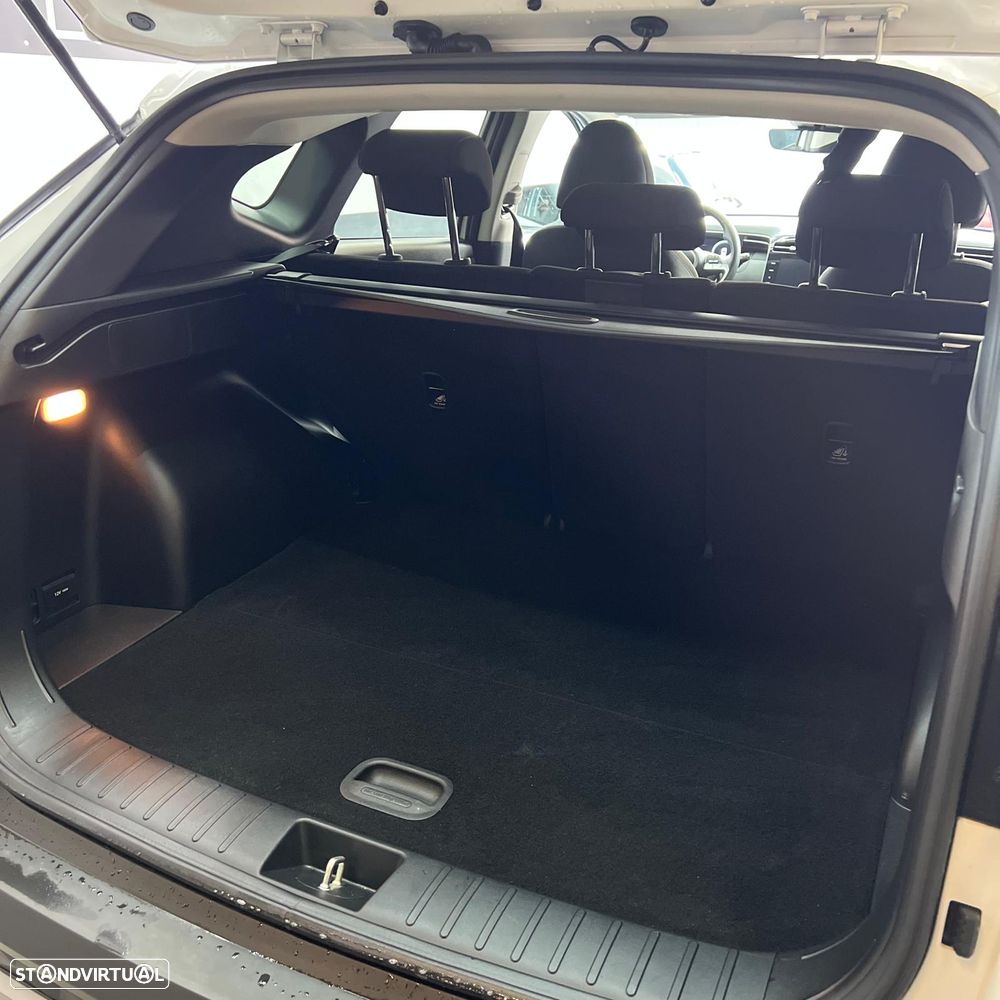 Hyundai Tucson 1.6 T-GDi Premium - 27