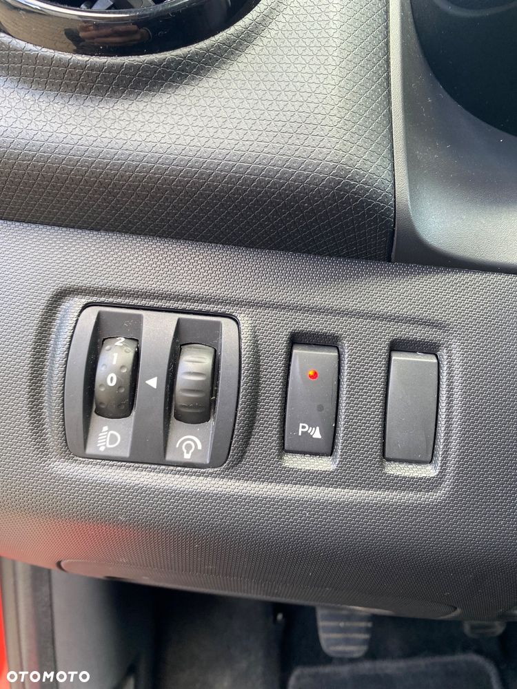 Renault Clio 0.9 TCe Limited - 15