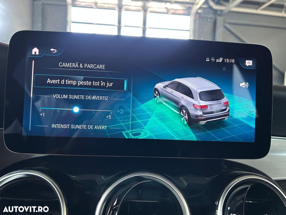 Mercedes-Benz GLC 300 e 4MATIC - 23