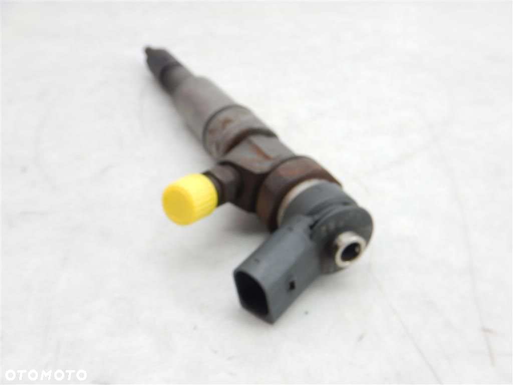 Wtrysk Wtryskiwacz BMW Seria 5 E60 3,0 D 2003-2010 BOSCH 2 PINY 0445110131 - 4