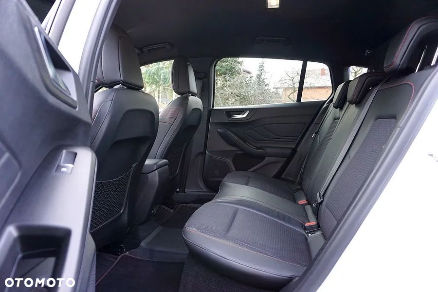 Ford Focus 2.0 EcoBlue ST-Line X - 24