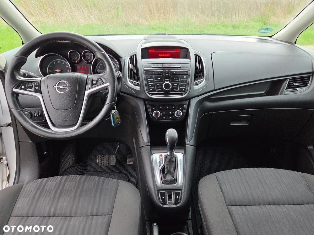 Opel Zafira Tourer 1.4 Turbo Automatik Style - 14