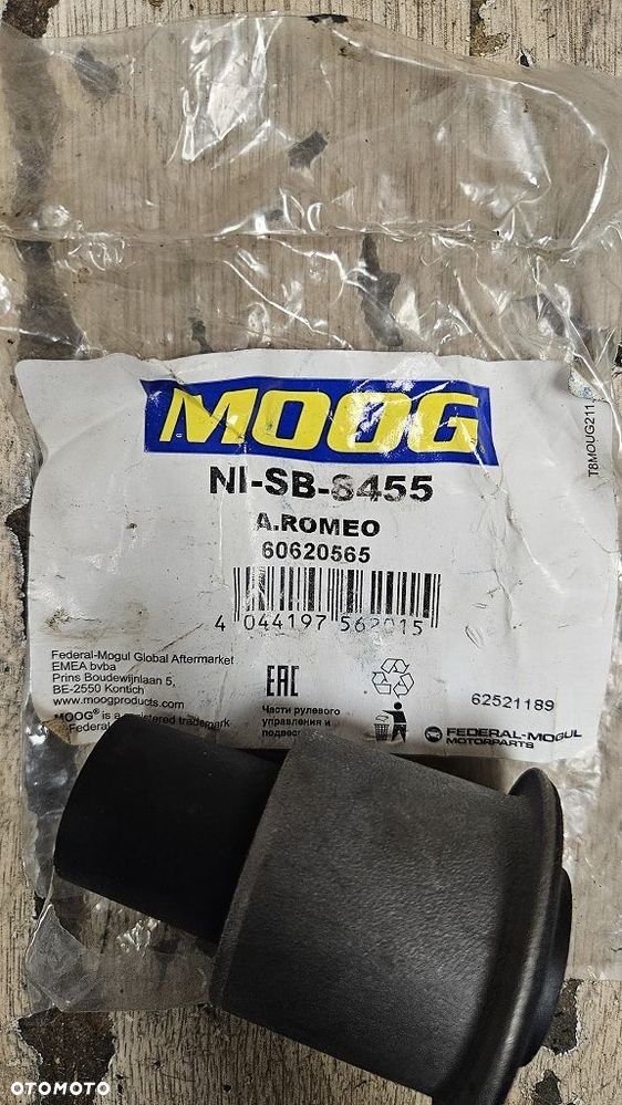 Silentblock wahacza Moog NI-SB-8455 Nissan Navara NP300 D22 D40 - 2