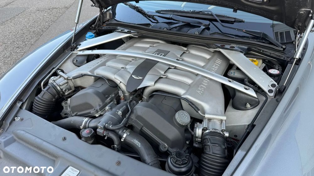 Aston Martin DB9 Coupe Touchtronic - 29
